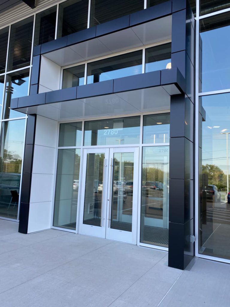 Minneapolis Glass - Manufacturing Better Business- Exterior Glazing